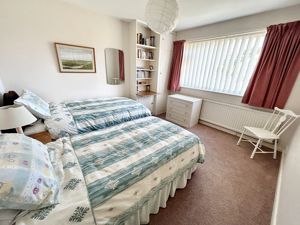Bedroom- click for photo gallery